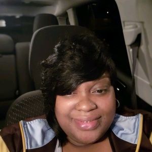 Meet your Posher, Renata